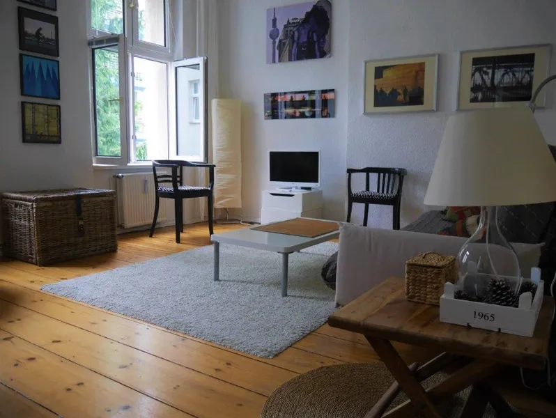 Möblierte Altbauwohnung 2,5 ZKDB in  Steglitz zur Vermietung auf Zeit — photo 1